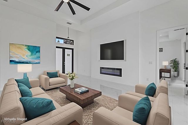 1310 NE 7th PL, Cape Coral, FL 33909