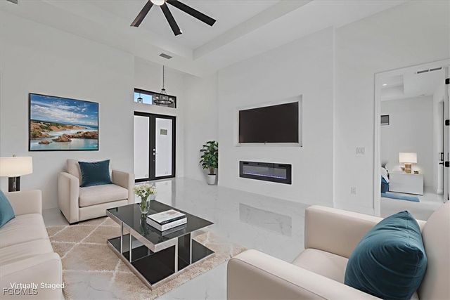 1310 NE 7th PL, Cape Coral, FL 33909