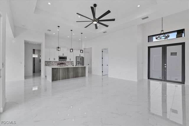 1310 NE 7th PL, Cape Coral, FL 33909