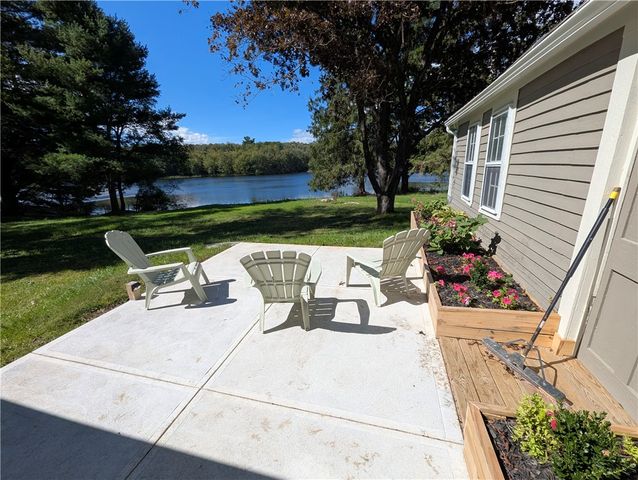 6 Cucumber Hill Road, Foster, RI 02825