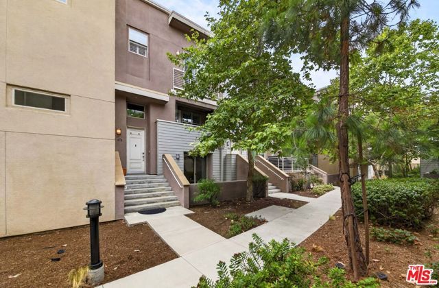 676 Colorado Circle, Carson, CA 90745