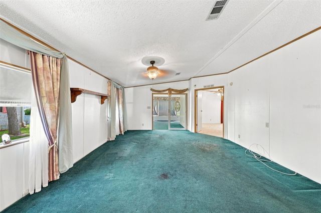 3215 WEKIVA ROAD, Tavares, FL 32778