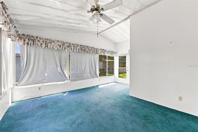 3215 WEKIVA ROAD, Tavares, FL 32778