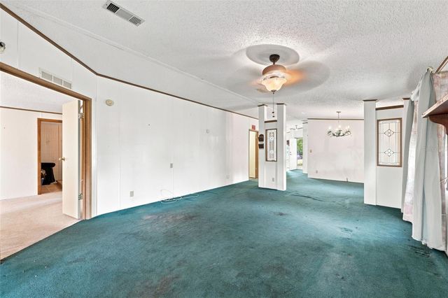 3215 WEKIVA ROAD, Tavares, FL 32778