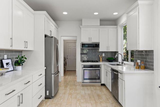 1986 Wayne Circle, San Jose, CA 95131