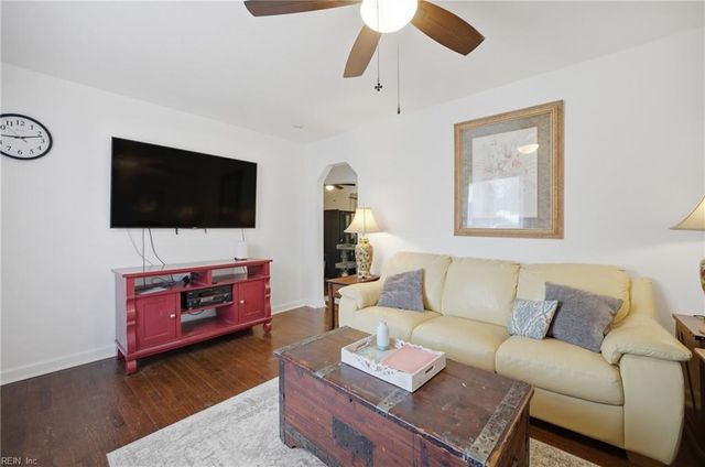 3521 County ST, Portsmouth, VA 23707