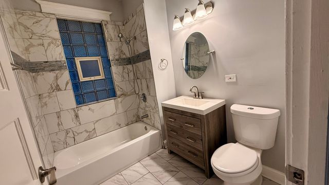 6938 S Green Street 1, Chicago, IL 60621