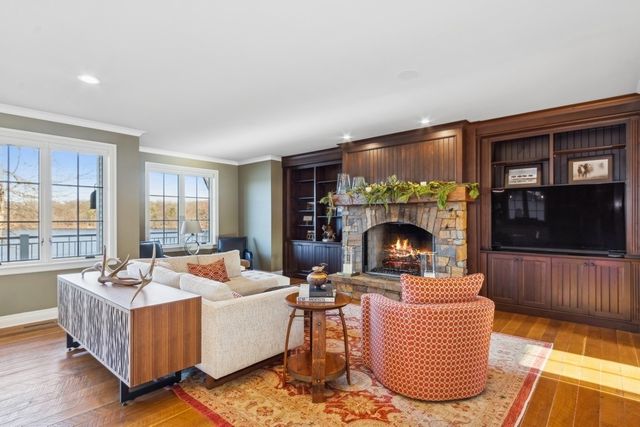 3770 Cottage Reserve Rd NE, Solon, IA 52333