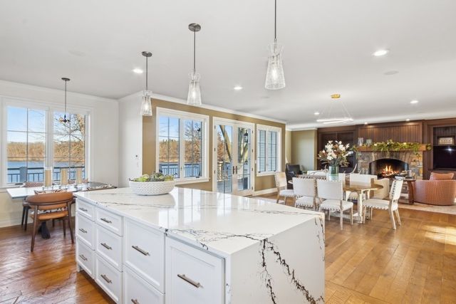 3770 Cottage Reserve Rd NE, Solon, IA 52333