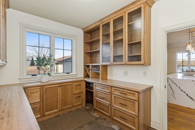 3770 Cottage Reserve Rd NE, Solon, IA 52333