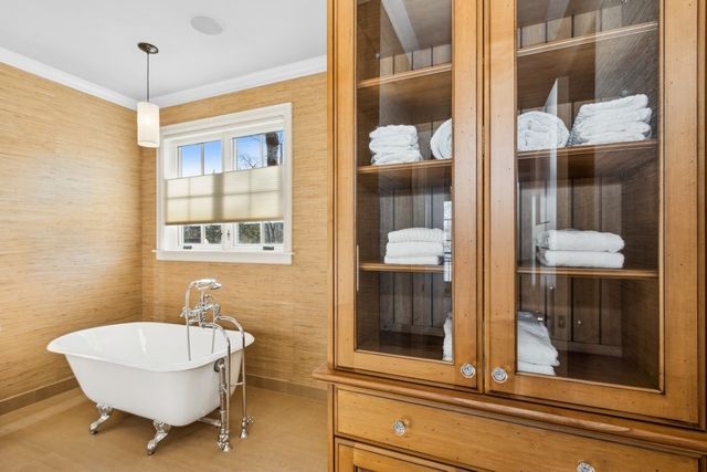 3770 Cottage Reserve Rd NE, Solon, IA 52333