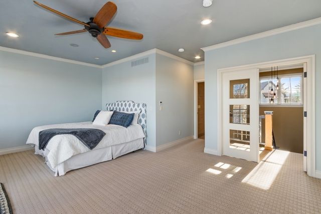 3770 Cottage Reserve Rd NE, Solon, IA 52333