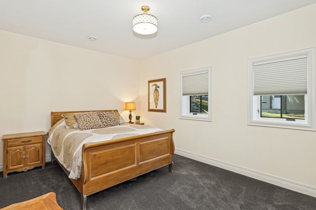 3770 Cottage Reserve Rd NE, Solon, IA 52333