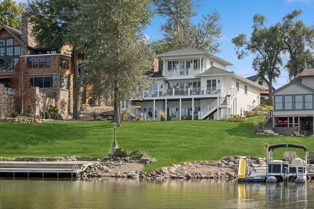 3770 Cottage Reserve Rd NE, Solon, IA 52333