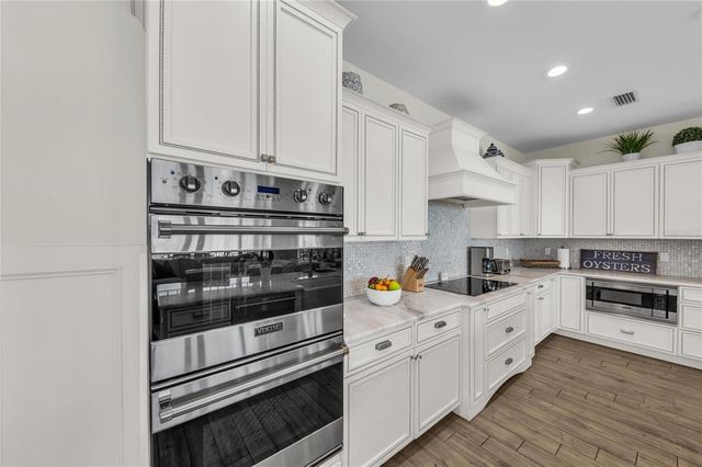 303 S BAY BOULEVARD, Anna Maria, FL 34216