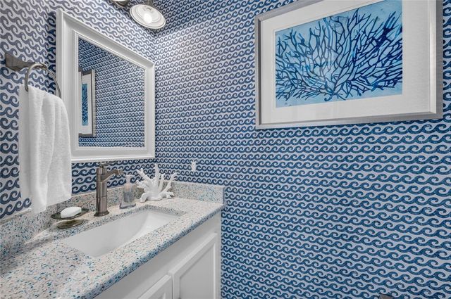 303 S BAY BOULEVARD, Anna Maria, FL 34216