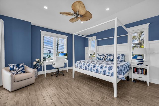 303 S BAY BOULEVARD, Anna Maria, FL 34216