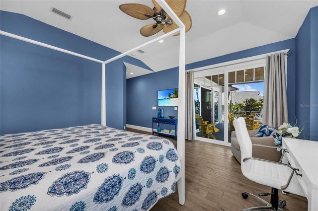 303 S BAY BOULEVARD, Anna Maria, FL 34216