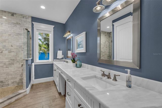 303 S BAY BOULEVARD, Anna Maria, FL 34216