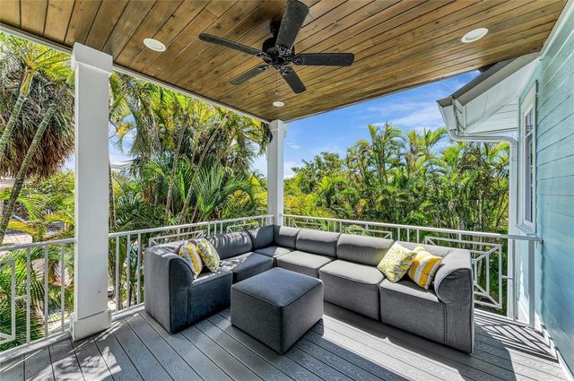 303 S BAY BOULEVARD, Anna Maria, FL 34216