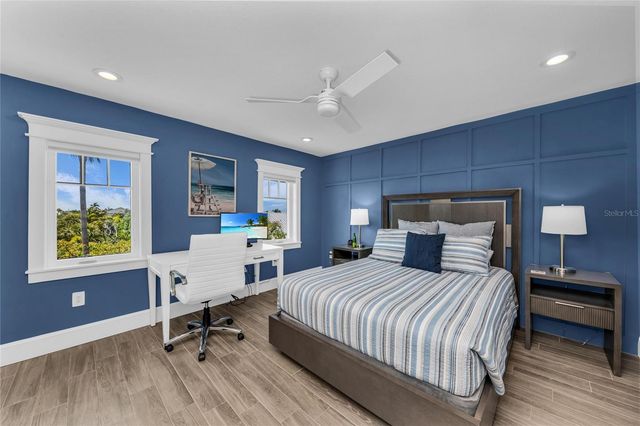 303 S BAY BOULEVARD, Anna Maria, FL 34216