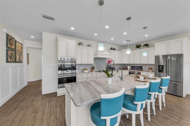 303 S BAY BOULEVARD, Anna Maria, FL 34216