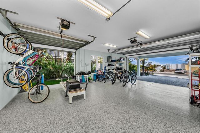 303 S BAY BOULEVARD, Anna Maria, FL 34216