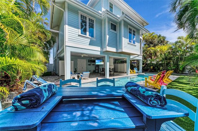 303 S BAY BOULEVARD, Anna Maria, FL 34216