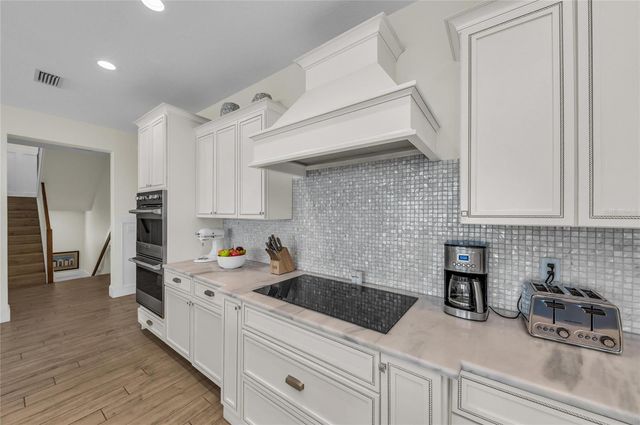 303 S BAY BOULEVARD, Anna Maria, FL 34216