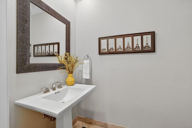 3091 Daggett Dr, Granite Bay, CA 95746