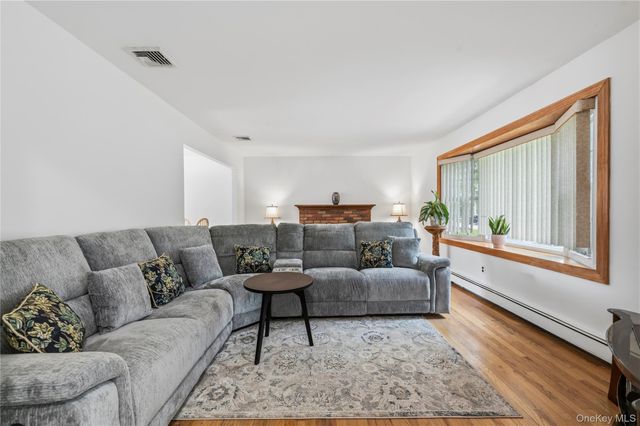 371 Hewlett Avenue, East Patchogue, NY 11772
