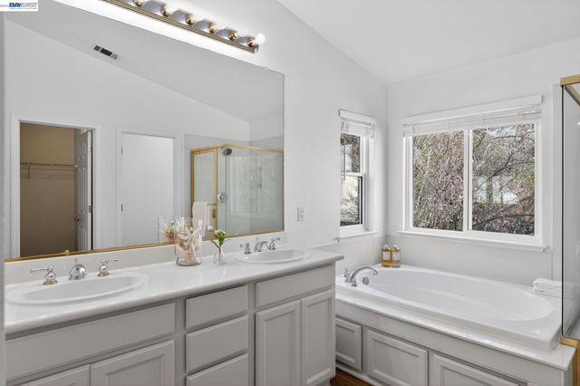 5071 Winterbrook Ave, Dublin, CA 94568