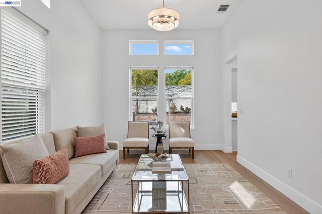 5071 Winterbrook Ave, Dublin, CA 94568