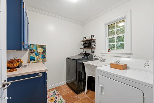 2626 Fisherman Street, Kodak, TN 37764