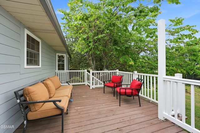 2626 Fisherman Street, Kodak, TN 37764