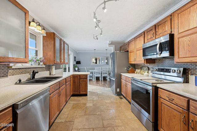 2626 Fisherman Street, Kodak, TN 37764