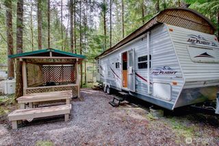 61 4 Christmas Tree Circle, Deming, WA 98244