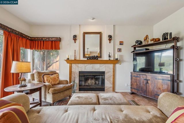 105 105 Crow Pl, Clayton, CA 94517