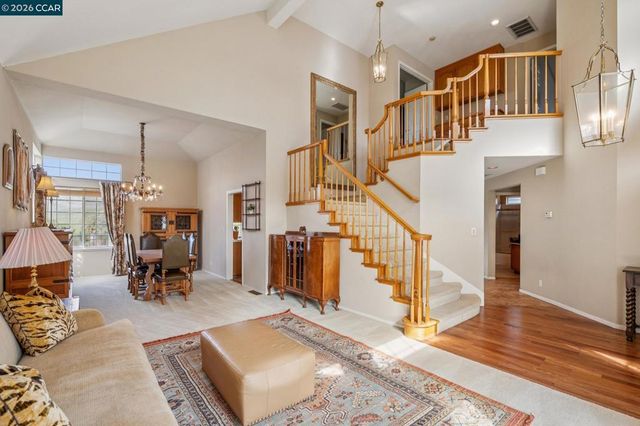 105 105 Crow Pl, Clayton, CA 94517