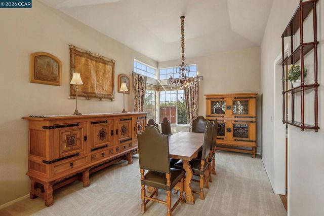 105 105 Crow Pl, Clayton, CA 94517