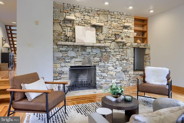 9 WYNDHAM HILL DR, Reading, PA 19606