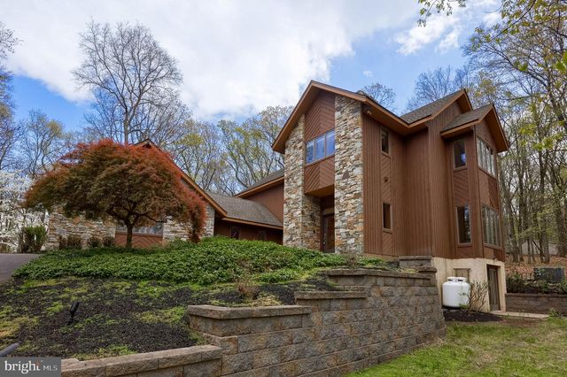 9 WYNDHAM HILL DR, Reading, PA 19606