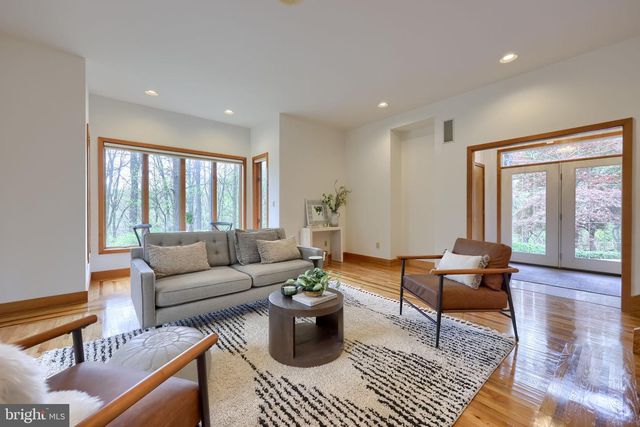 9 WYNDHAM HILL DR, Reading, PA 19606