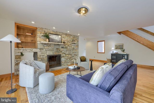 9 WYNDHAM HILL DR, Reading, PA 19606