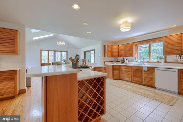 9 WYNDHAM HILL DR, Reading, PA 19606