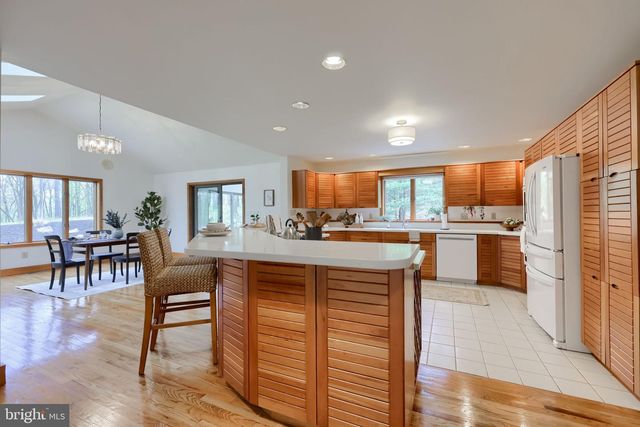 9 WYNDHAM HILL DR, Reading, PA 19606
