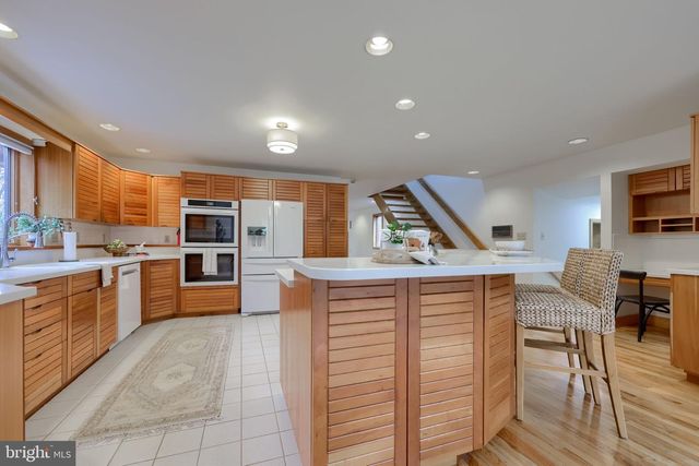 9 WYNDHAM HILL DR, Reading, PA 19606