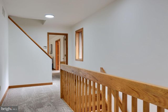 9 WYNDHAM HILL DR, Reading, PA 19606