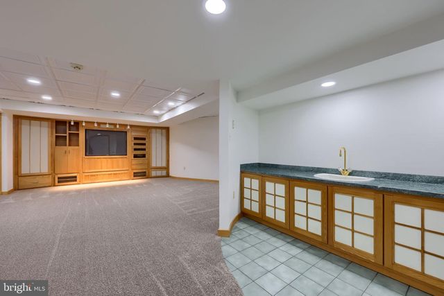 9 WYNDHAM HILL DR, Reading, PA 19606