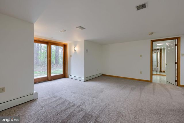 9 WYNDHAM HILL DR, Reading, PA 19606